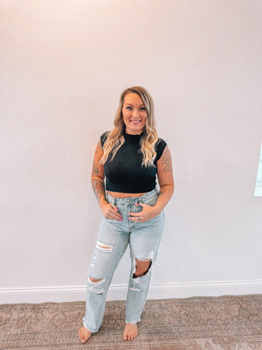 RTS HIGH RISE VINTAGE STRAIGHT JEANS